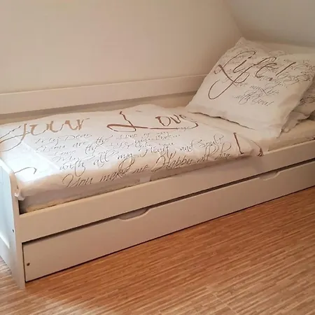 아파트 Moblierte Ferienwohnung In Stinteck Mit Gemeinsamem Pool, Garten Und Terrasse Westerdeichstrich
