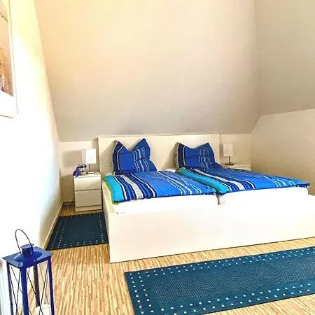 Moblierte Ferienwohnung In Stinteck Mit Gemeinsamem Pool, Garten Und Terrasse 아파트 Westerdeichstrich