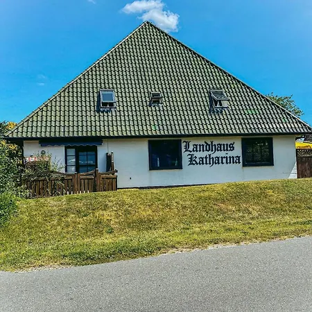 아파트 Moblierte Ferienwohnung In Stinteck Mit Gemeinsamem Pool, Garten Und Terrasse *